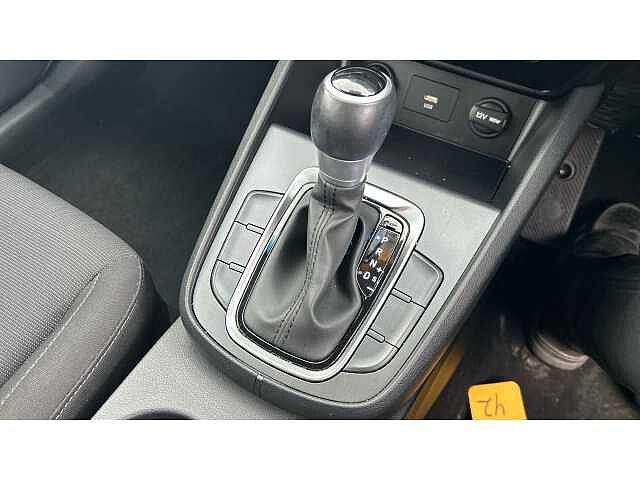 Hyundai KONA KONA 1.6 GDi Hybrid SE Connect 5dr DCT Black