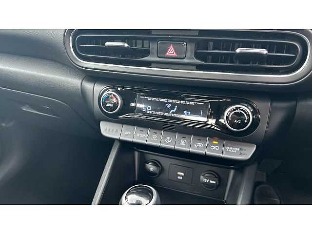 Hyundai KONA KONA 1.6 GDi Hybrid SE Connect 5dr DCT Black