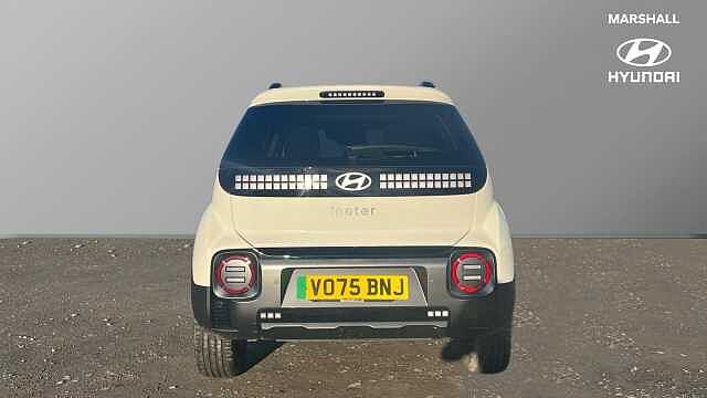 Hyundai INSTER Inster 5Dr HAT 85kW Cross 49kWh Natural Ivory