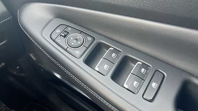 Hyundai Santa Fe SANTA FE 1.6 TGDi Hybrid Premium 5dr Auto