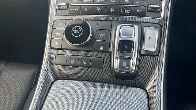 Hyundai Santa Fe SANTA FE 1.6 TGDi Hybrid Premium 5dr Auto