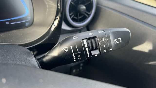 Hyundai I10 i10 5Dr HAT 1.2 MPi 79ps Premium NAV AU Meta Blue