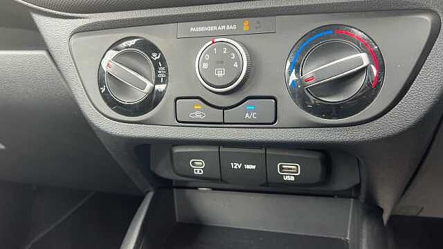 Hyundai I10 I10 1.0 [58] Advance 5dr Auto [Nav] BLACK