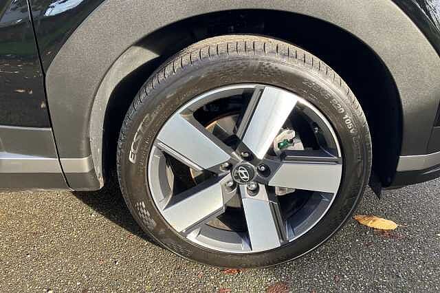 Hyundai SANTA FE PREMIUM Black