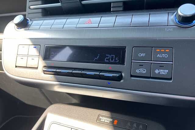 Hyundai KONA ULTIMATE Green