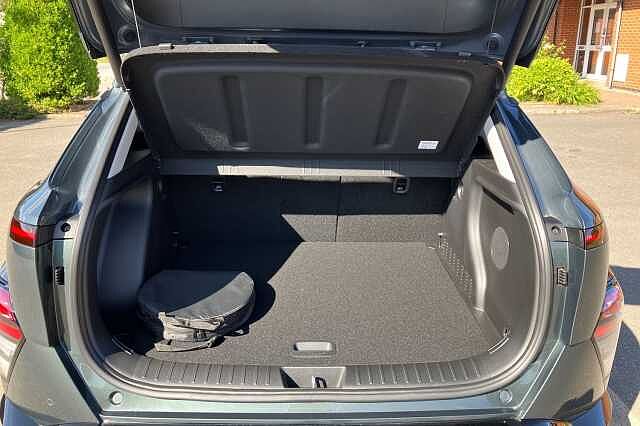 Hyundai KONA ULTIMATE Green