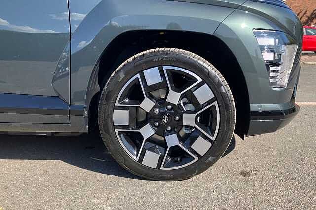 Hyundai KONA ULTIMATE Green