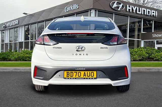 Hyundai IONIQ PREMIUM White