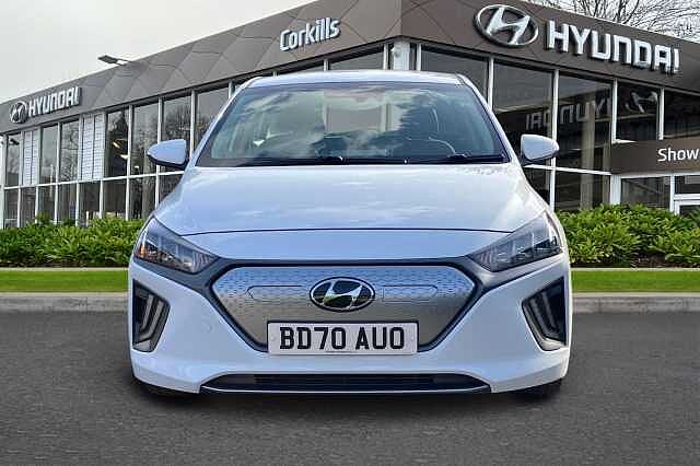 Hyundai IONIQ PREMIUM White