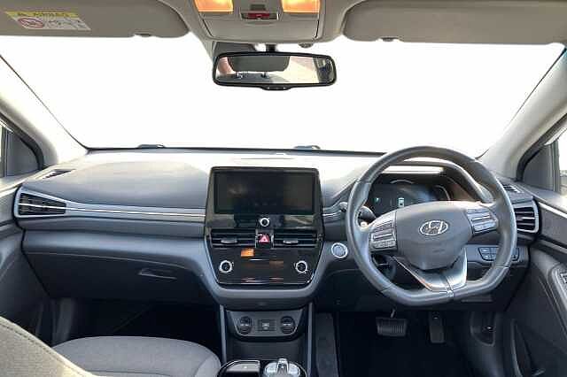 Hyundai IONIQ PREMIUM White