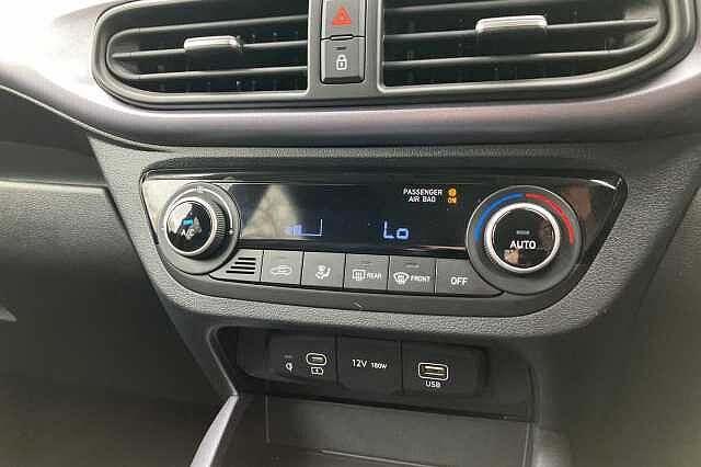 Hyundai I10 PREMIUM Grey
