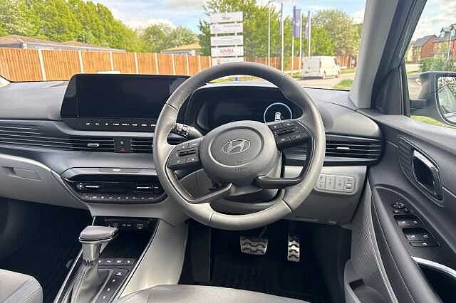 Hyundai BAYON T-GDI TECH LINE Green