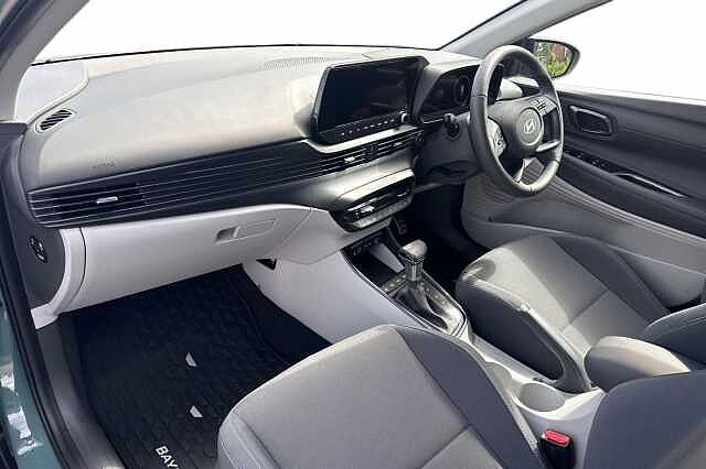 Hyundai BAYON T-GDI TECH LINE Green