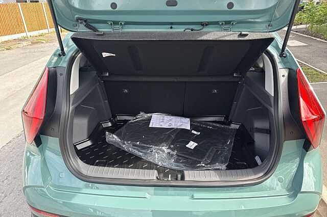 Hyundai BAYON T-GDI TECH LINE Green