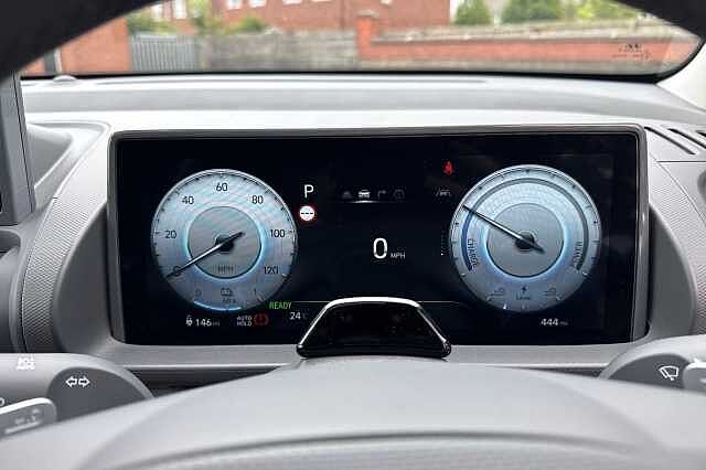 Hyundai INSTER CROSS Black