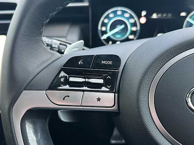 Hyundai TUCSON 1.6 T-GDi (230ps) SE Connect Hybrid Atlas White