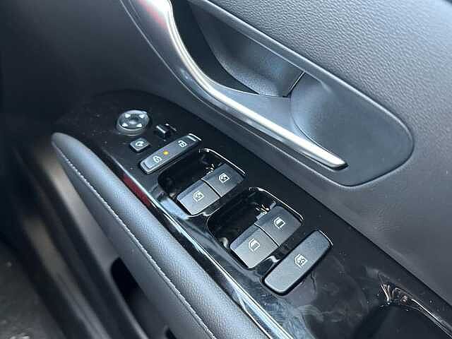 Hyundai TUCSON 1.6 T-GDi (230ps) SE Connect Hybrid Atlas White