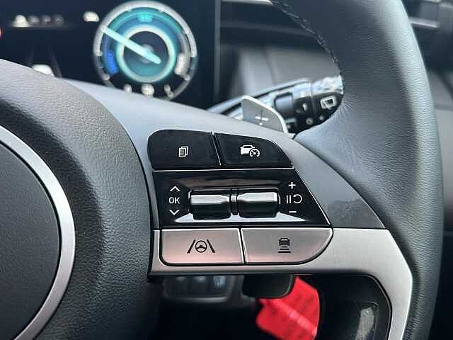 Hyundai TUCSON 1.6 T-GDi (230ps) SE Connect Hybrid Atlas White