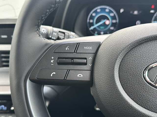 Hyundai BAYON 1.0 T-GDi (100ps) Premium 48 Volt MHEV DCT Red