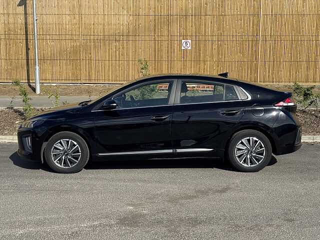 Hyundai IONIQ 100kW Premium 38kWh 5dr Auto