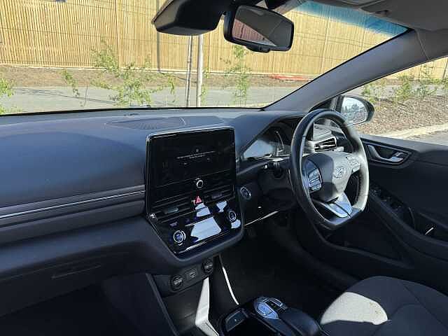 Hyundai IONIQ 100kW Premium 38kWh 5dr Auto