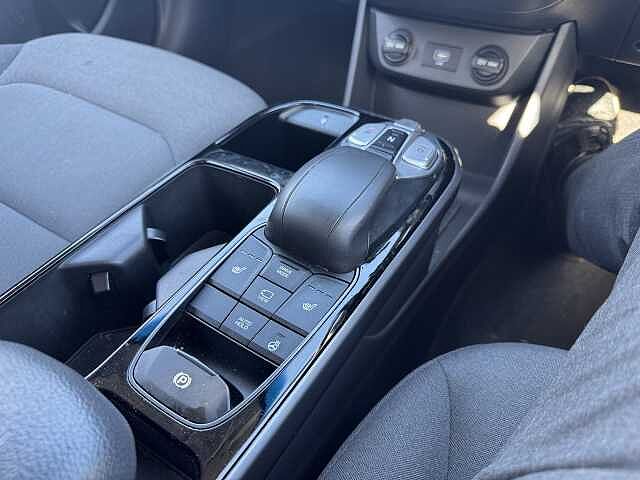 Hyundai IONIQ 100kW Premium 38kWh 5dr Auto