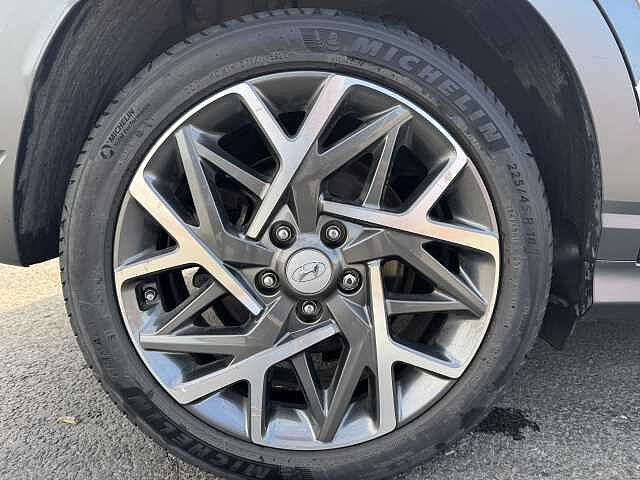 Hyundai KONA 1.6 GDi Hybrid Premium 5dr DCT White