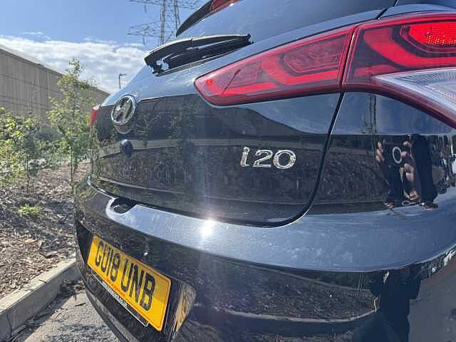 Hyundai i20 1.2 Premium SE Nav 5dr