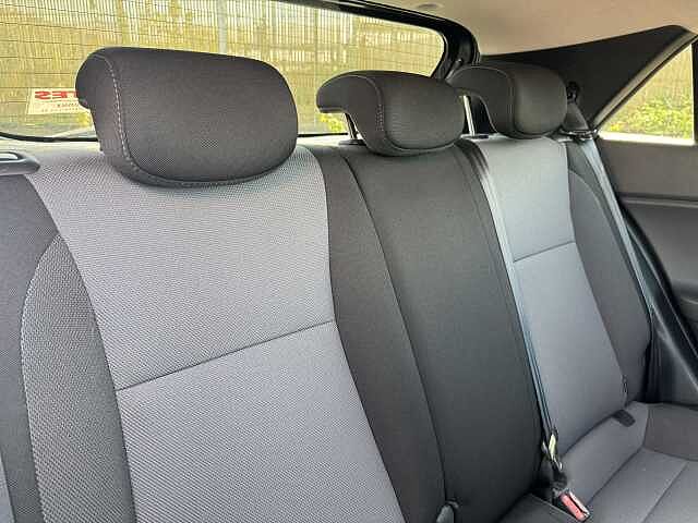 Hyundai i20 1.2 Premium SE Nav 5dr