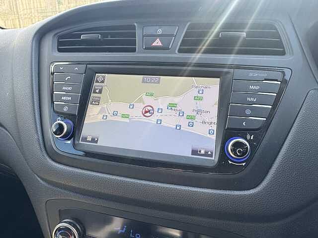 Hyundai i20 1.2 Premium SE Nav 5dr