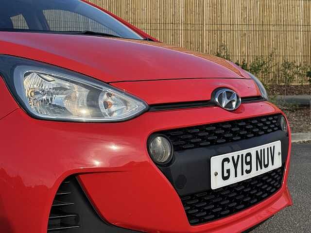 Hyundai i10 1.0 S 5dr
