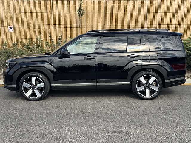 Hyundai SANTA FE 1.6 TGDi Plug-in Hybrid Premium 5dr 4WD Auto Black