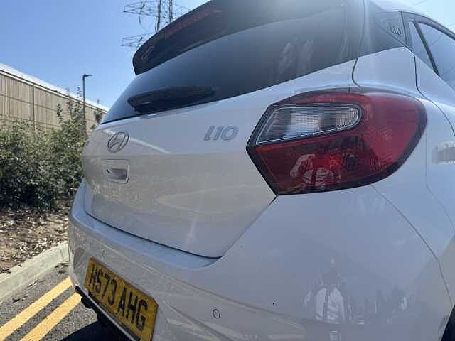 Hyundai I10 1.0 MPi Premium 5dr Auto White