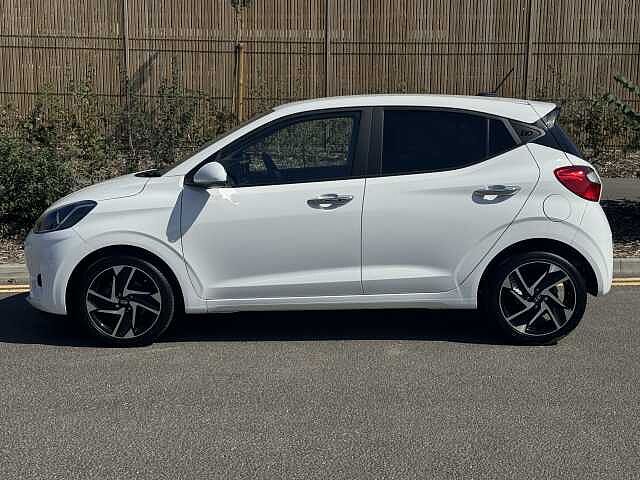 Hyundai I10 1.0 MPi Premium 5dr Auto White