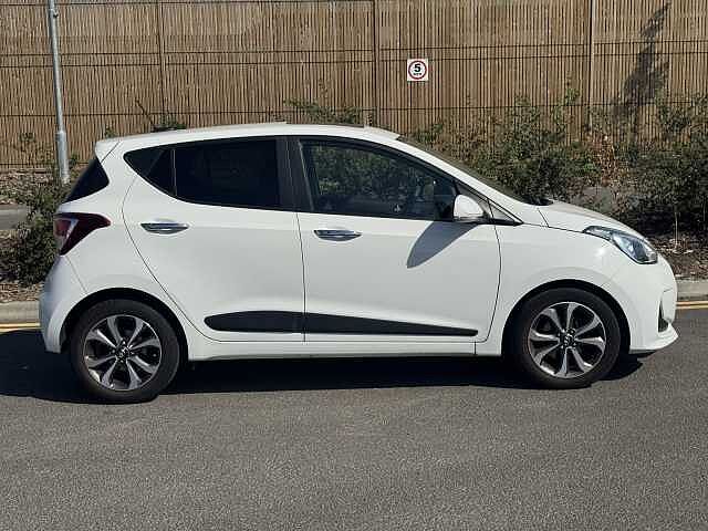 Hyundai i10 1.2 Premium SE 5dr
