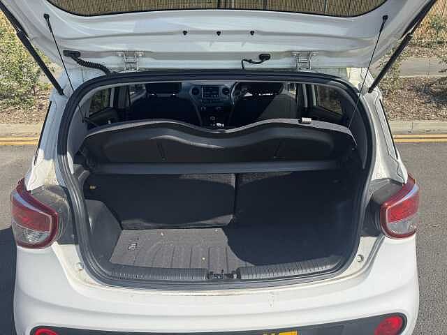 Hyundai i10 1.2 Premium SE 5dr