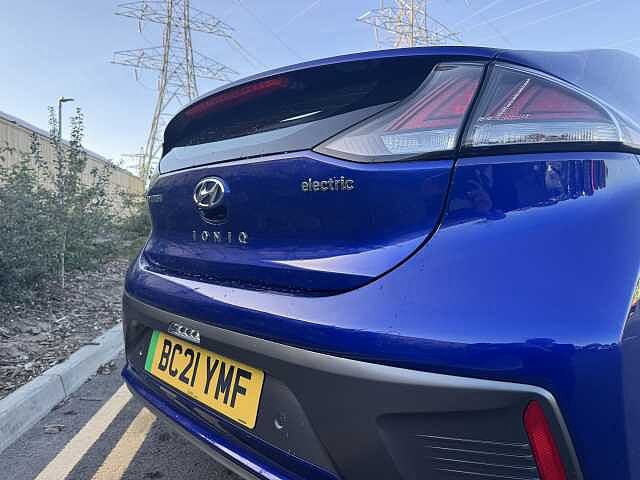 Hyundai IONIQ 100kW Premium 38kWh 5dr Auto