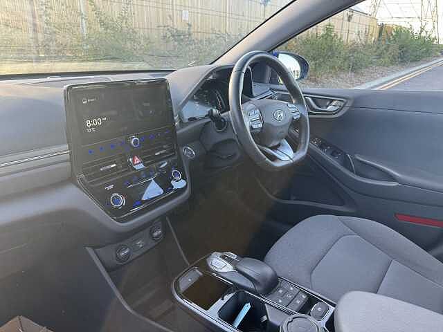 Hyundai IONIQ 100kW Premium 38kWh 5dr Auto