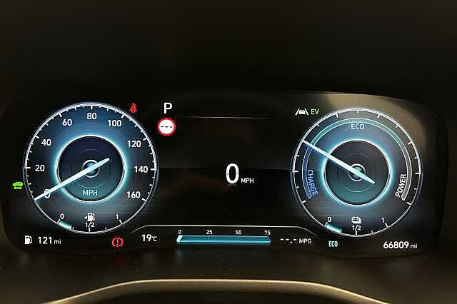 Hyundai SANTA FE 1.6 TGDi Hybrid Ultimate 5dr 4WD Auto