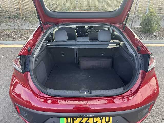 Hyundai IONIQ 100kW Premium 38kWh 5dr Auto