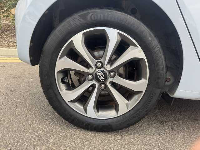 Hyundai i10 1.2 Premium SE 5dr