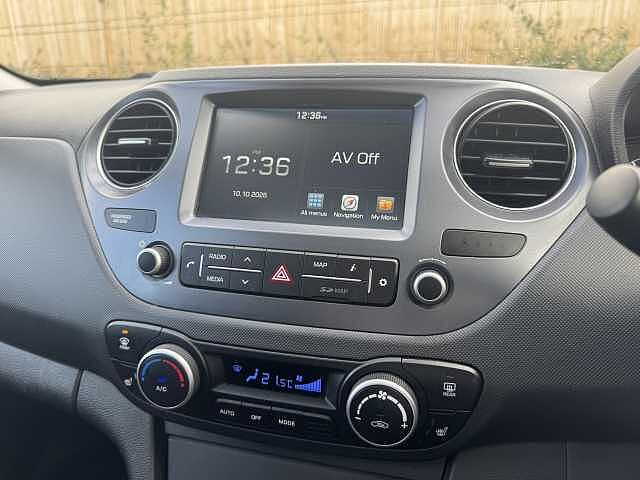 Hyundai i10 1.2 Premium SE 5dr
