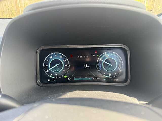 Hyundai KONA 1.6 GDi Hybrid SE Connect 5dr DCT White