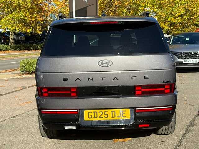 Hyundai SANTA FE 1.6 TGDi Hybrid Calligraphy 5dr 4WD Auto Grey