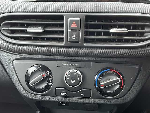 Hyundai I10 1.0 MPi SE Connect 5dr White