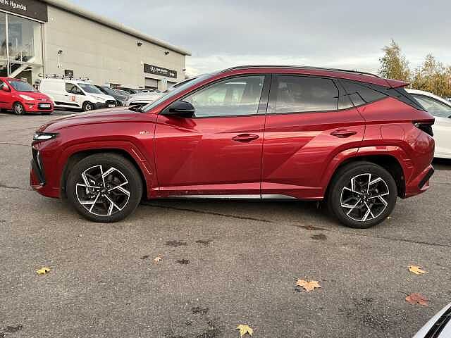 Hyundai TUCSON 1.6T Hybrid N Line 5dr Auto Red