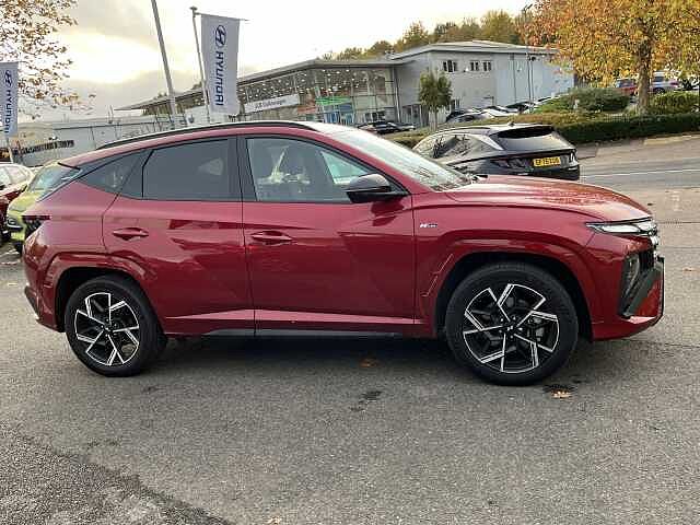 Hyundai TUCSON 1.6T Hybrid N Line 5dr Auto Red