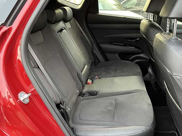 Hyundai TUCSON 1.6T Hybrid N Line 5dr Auto Red