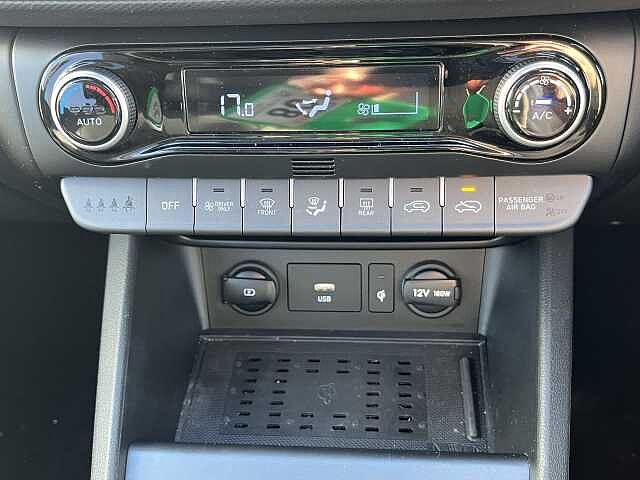 Hyundai KONA 1.6 GDi Hybrid Ultimate 5dr DCT Blue