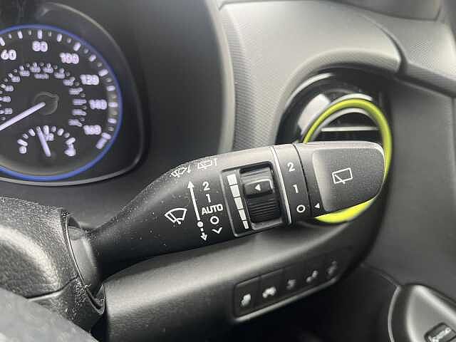 Hyundai KONA 1.6T GDi Blue Drive Premium GT 5dr 4WD DCT Yellow